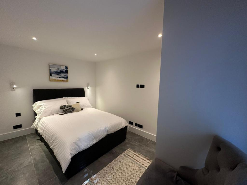 Two Bedroom House In Kilburn Λονδίνο Εξωτερικό φωτογραφία